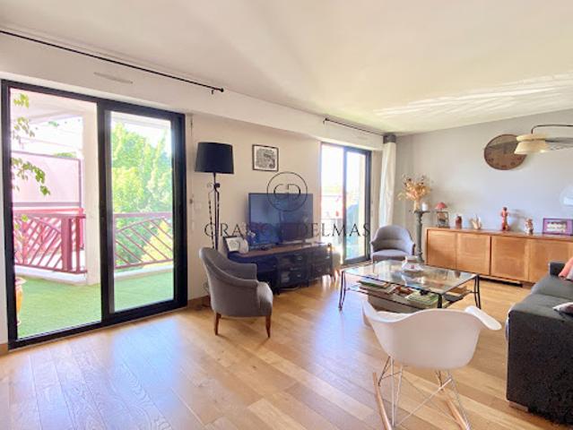 Vente Appartement 4 pièces 98 m2 Bordeaux