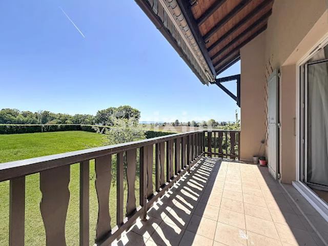 Vente Appartement 4 pièces 98 m2 Prévessin Moëns