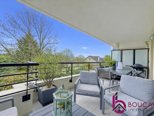 Vente Appartement 4 pièces 99.79 m2 Le Plessis Robinson