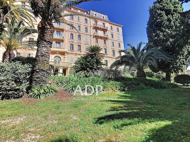 Vente Appartement 4 pièces 99.07 m2 Grasse