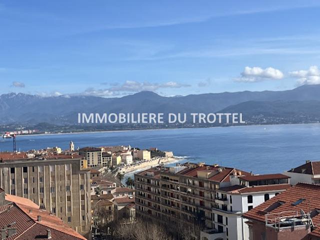 Vente Appartement 4 pièces 0 m2 Ajaccio