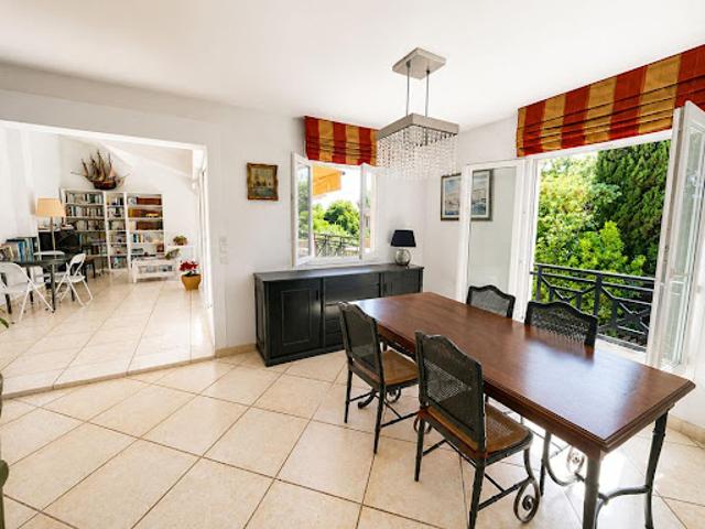 Vente Appartement 4 pièces 100.05 m2 Frejus
