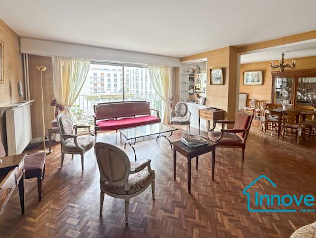 Vente Appartement 4 pièces 100.71 m2 Versailles