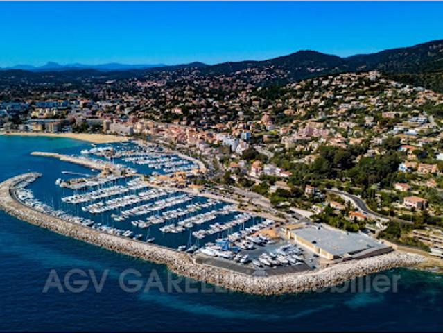 Vente Appartement 4 pièces 100 m2 Le Lavandou