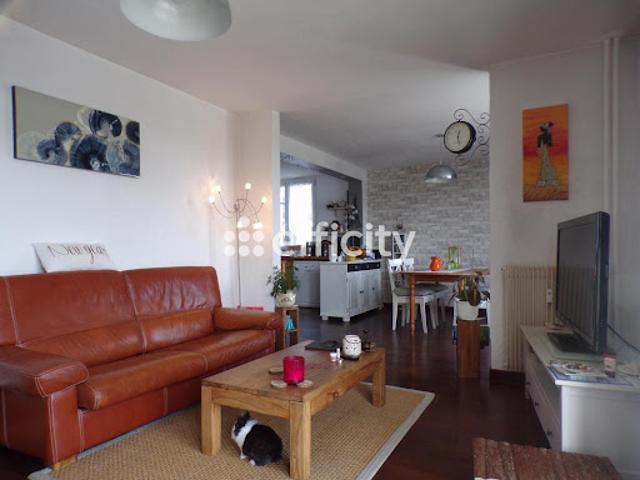 Vente Appartement 4 pièces 104 m2 Le Pontet