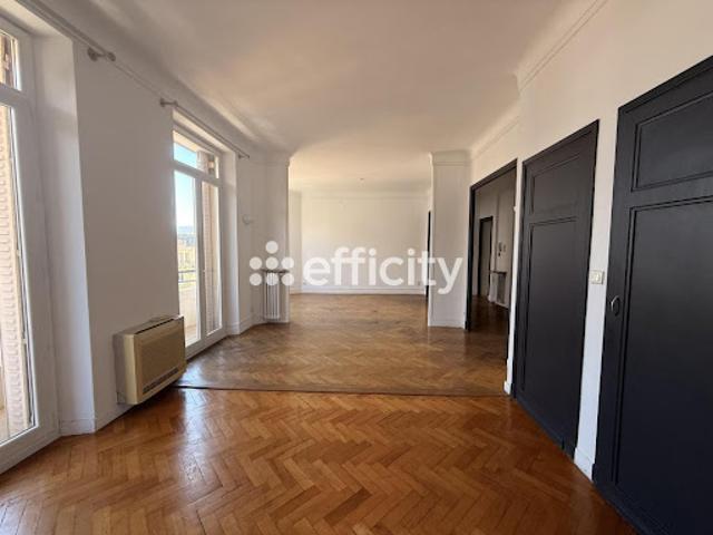 Vente Appartement 4 pièces 100 m2 Marseille 8ème