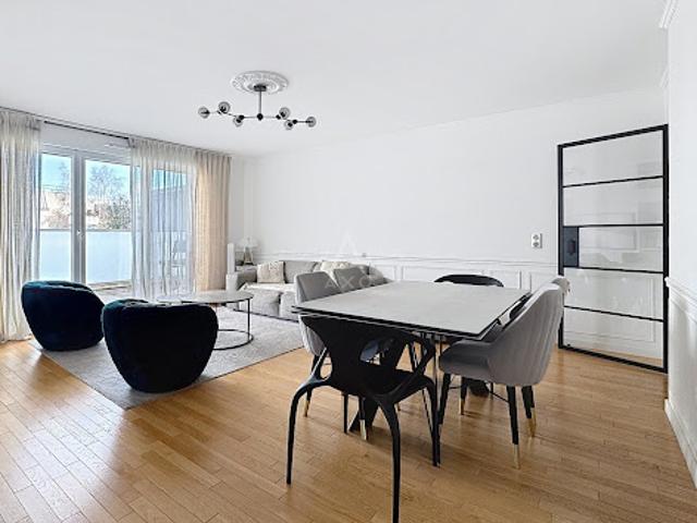 Vente Appartement 4 pièces 100 m2 Suresnes