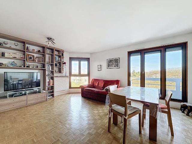 Vente Appartement 4 pièces 100 m2 Suresnes