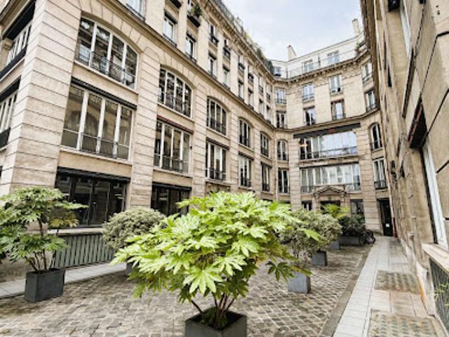 Vente Appartement 4 pièces 100 m2 Paris 10ème
