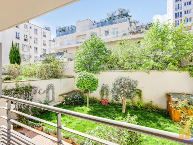 Vente Appartement 4 pièces 101.81 m2 Paris 15ème