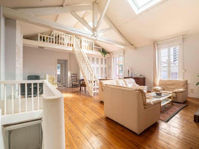 Vente Appartement 4 pièces 101 m2 Biarritz