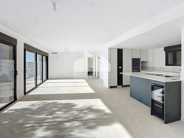 Vente Appartement 4 pièces 101 m2 Le Lavandou