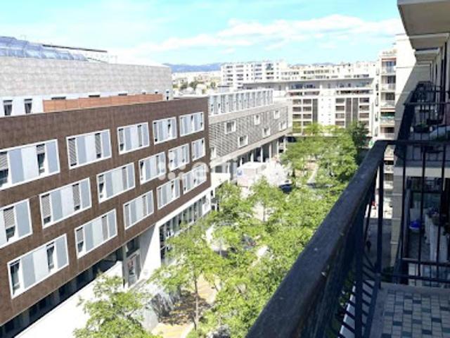 Vente Appartement 4 pièces 102.73 m2 Marseille 3ème