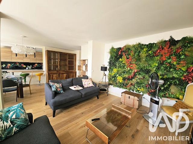 Vente Appartement 4 pièces 102 m2 Courbevoie
