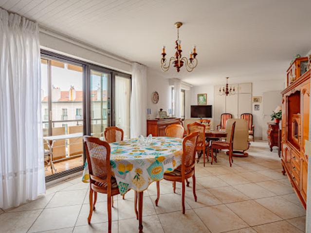 Vente Appartement 4 pièces 103 m2 Biarritz