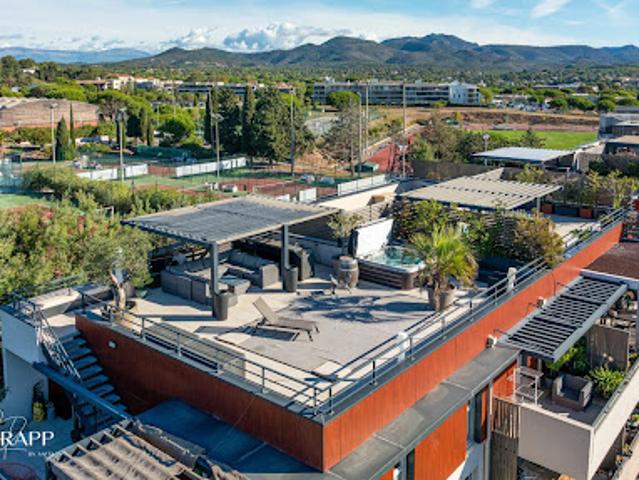 Vente Appartement 4 pièces 103 m2 Frejus