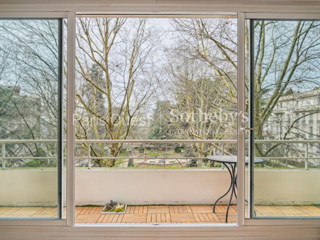 Vente Appartement 4 pièces 103 m2 Paris 16ème