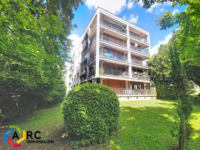 Vente Appartement 4 pièces 104.02 m2 Orleans