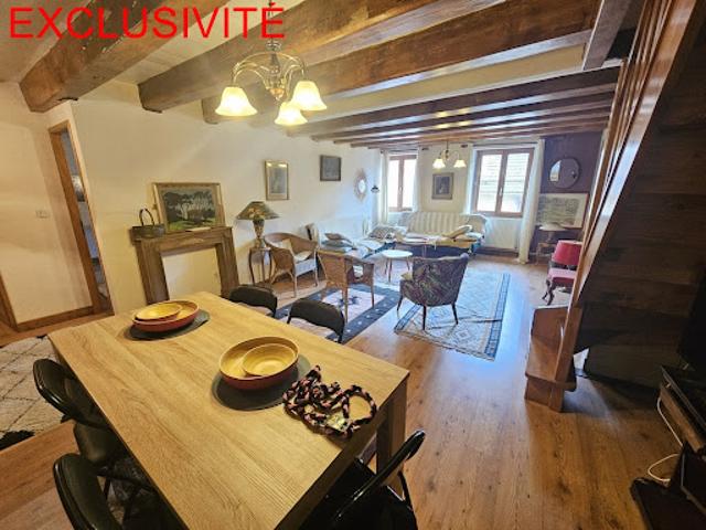 Vente Appartement 4 pièces 104.68 m2 Saint claude