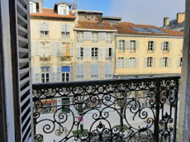 Vente Appartement 4 pièces 104 m2 Bayonne