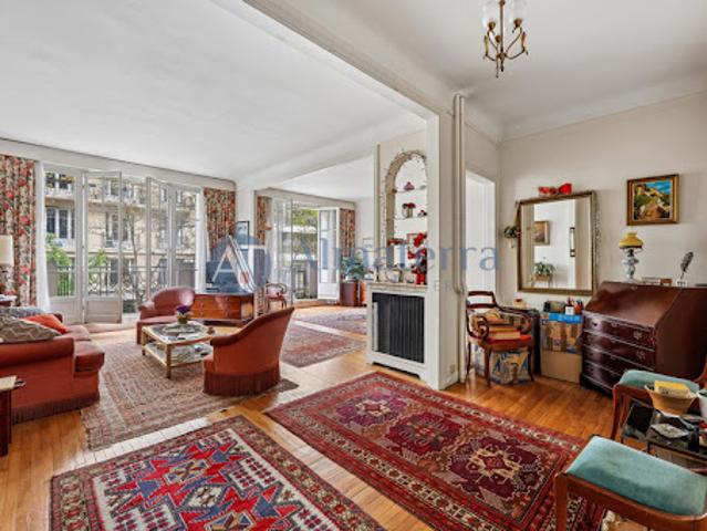 Vente Appartement 4 pièces 104 m2 Paris 16ème