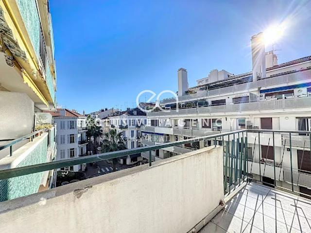 Vente Appartement 4 pièces 105.59 m2 Cannes