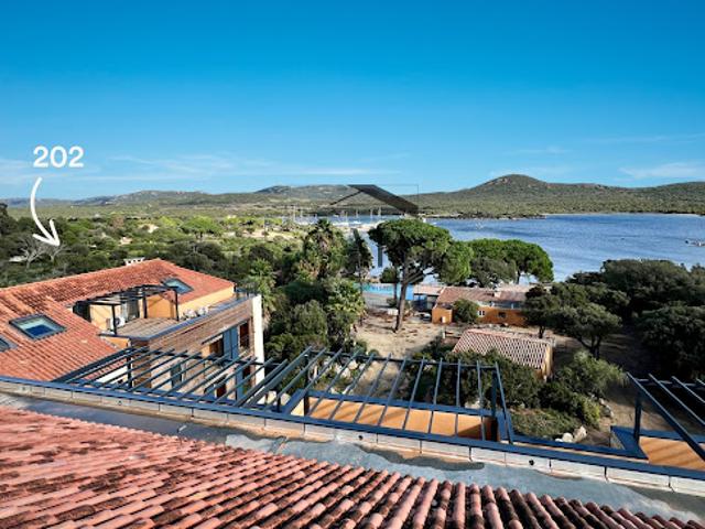 Vente Appartement 4 pièces 105.6 m2 Pianottoli Caldarello