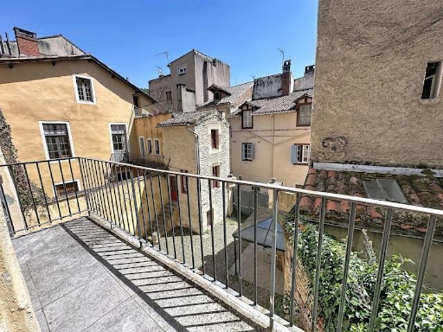 Vente Appartement 4 pièces 105 m2 Cahors