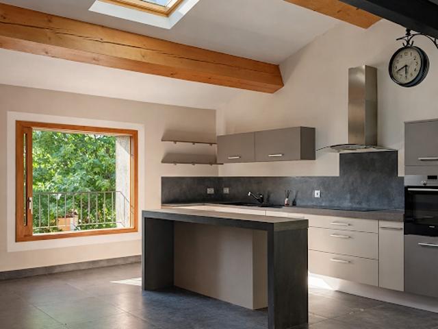 Vente Appartement 4 pièces 105 m2 Le Cannet des Maures
