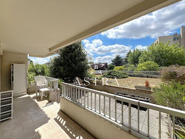 Vente Appartement 4 pièces 106.21 m2 Le Plessis Robinson