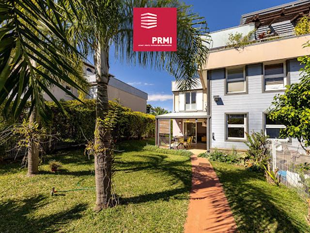 Vente Appartement 4 pièces 106.86 m2 Saint Pierre