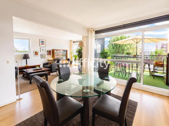Vente Appartement 4 pièces 106 m2 Lille