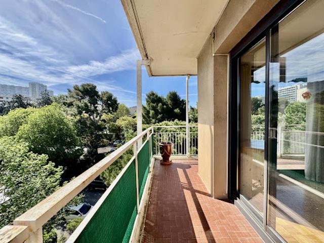 Vente Appartement 4 pièces 106 m2 Marseille 9ème