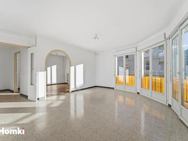 Vente Appartement 4 pièces 106 m2 Saint Laurent du Var