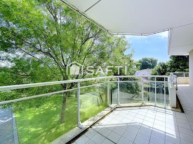 Vente Appartement 4 pièces 107 m2 Merignac
