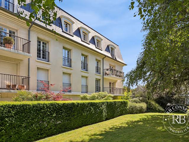 Vente Appartement 4 pièces 108.04 m2 Chatenay malabry