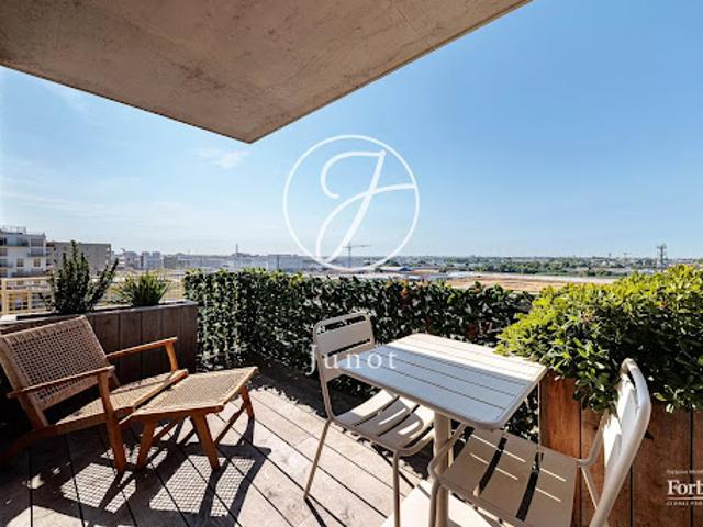 Vente Appartement 4 pièces 108.05 m2 Nantes