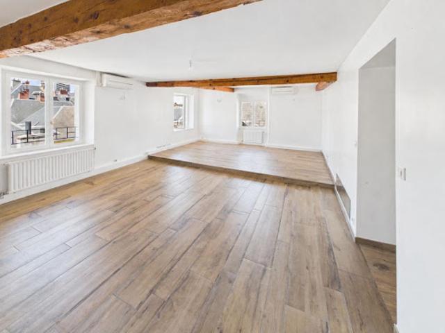 Vente Appartement 4 pièces 109 m2 Chambery