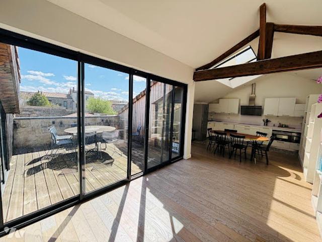 Vente Appartement 4 pièces 109 m2 Bordeaux