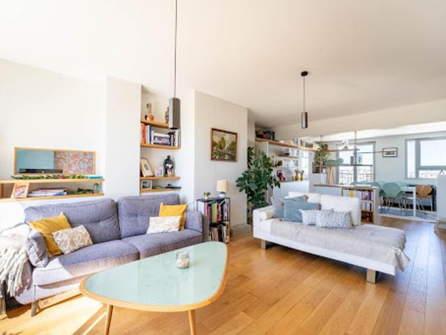 Vente Appartement 4 pièces 110.25 m2 Paris 15ème