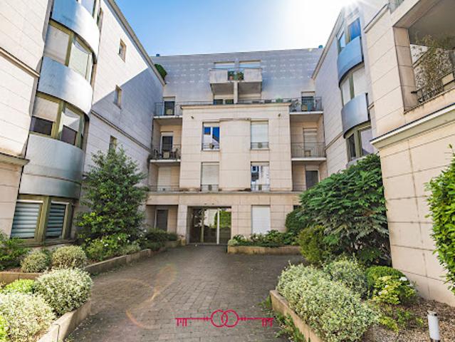 Vente Appartement 4 pièces 110.65 m2 Reims