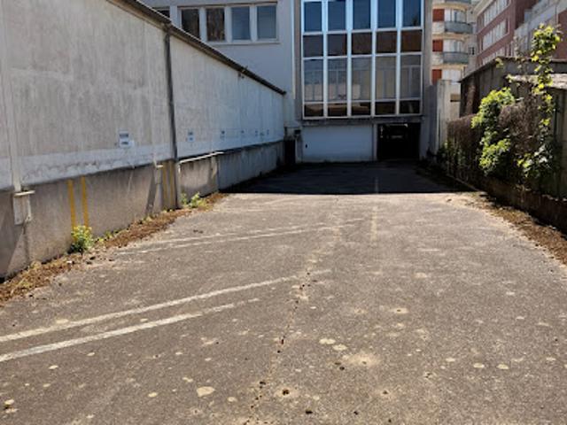 Vente Immeuble 4 pièces 110 m2 Bourges
