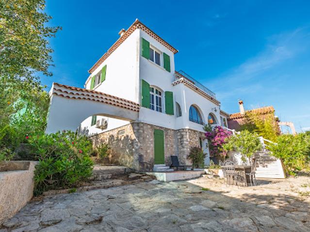 Vente Appartement 4 pièces 110 m2 Bandol