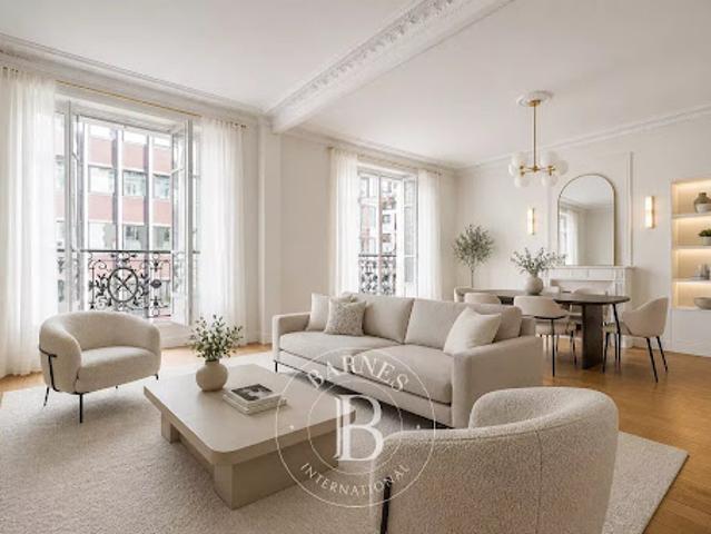 Vente Appartement 4 pièces 111.67 m2 Paris 16ème