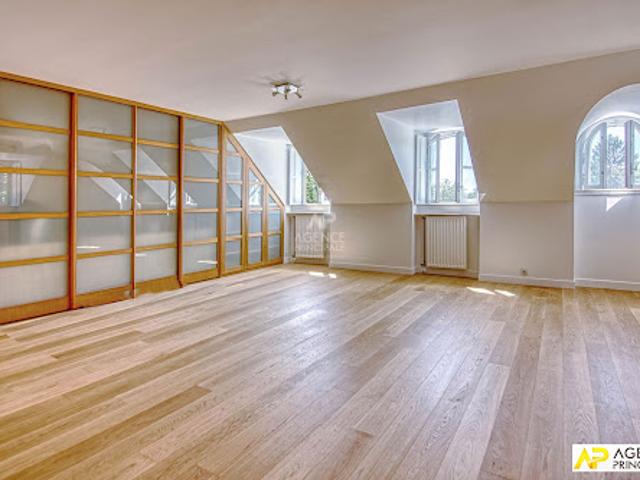 Vente Appartement 4 pièces 111 m2 Versailles