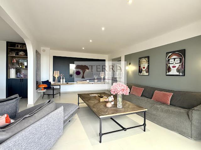 Vente Appartement 4 pièces 112 m2 Ghisonaccia