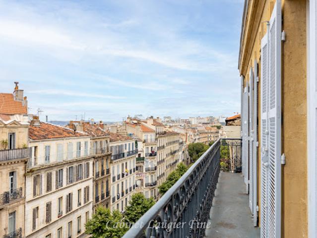Vente Appartement 4 pièces 113 m2 Marseille 6ème