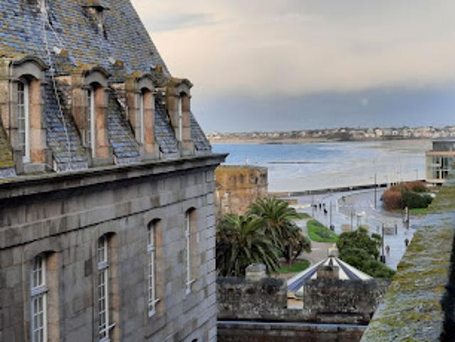 Vente Appartement 4 pièces 113 m2 Saint Malo
