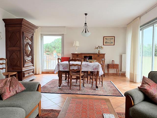 Vente Appartement 4 pièces 113 m2 Royan