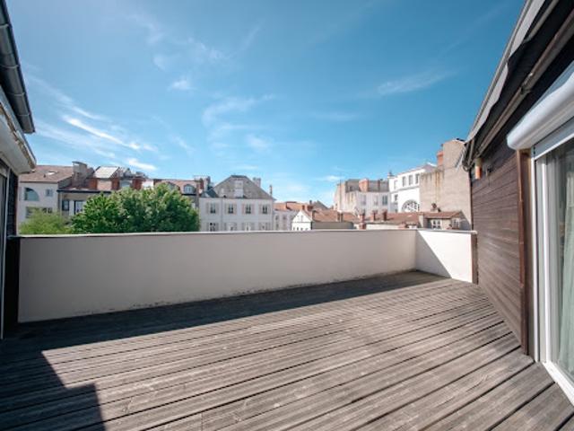Vente Appartement 4 pièces 114.2 m2 Clermont Ferrand